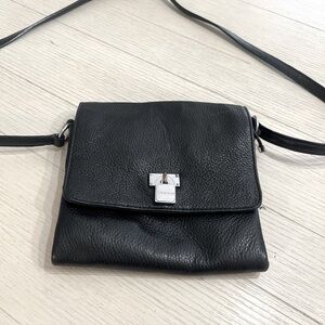Calvin Klein Genuine Leather Crossbody Purse Black